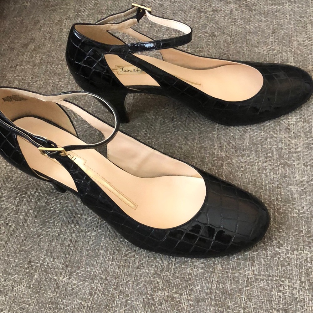 Sam & Libby patent leather black heel